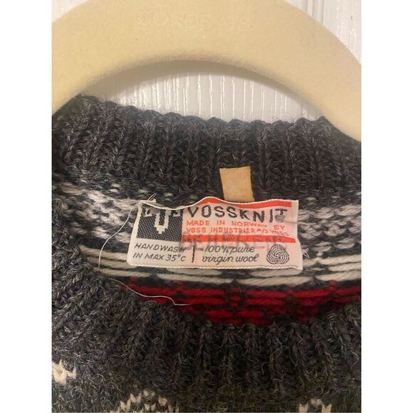 Voss Knit Men’s Pullover Sweater 100% Pure Virgin Wool Made in Norway Slight Fla - Picture 7 of 16